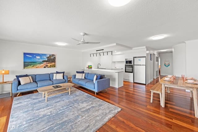 2 Bedroom Ocean View Upper Level Apartment