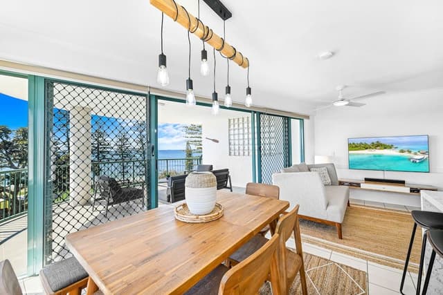3 Bedroom Ocean View Top Floor Apartment