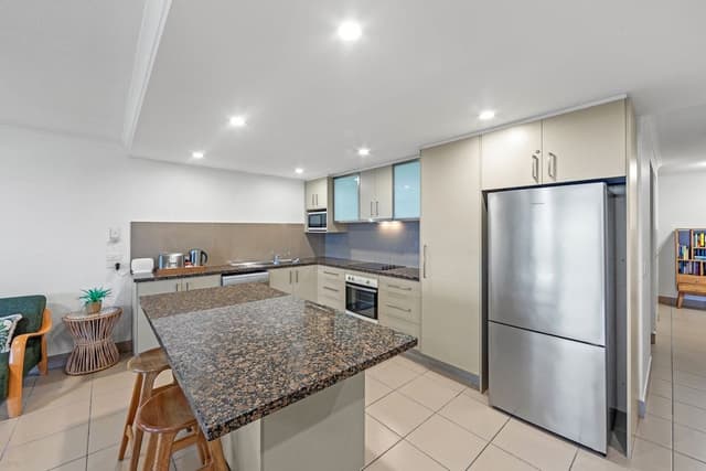 2 Bedroom Ocean View Lower Level Apartment