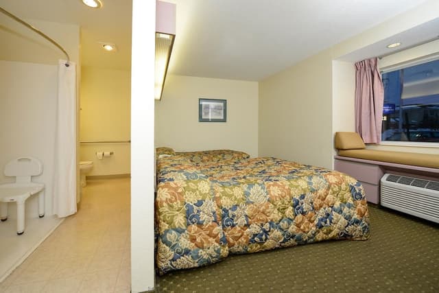 Room, 1 Queen Bed, Accessible, Non Smoking