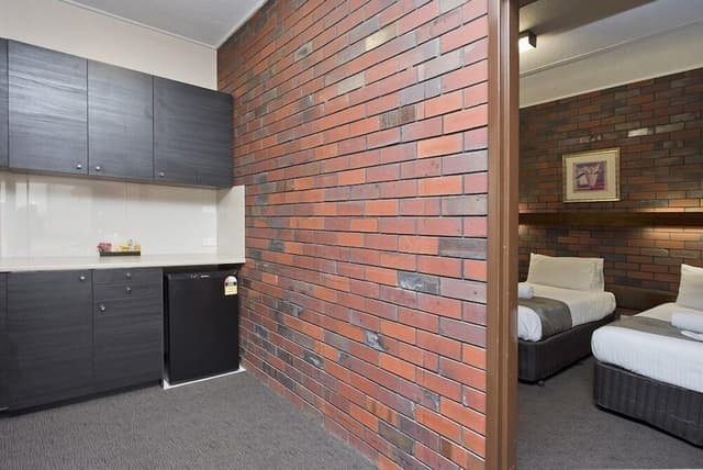 Family Room, 1 Bedroom