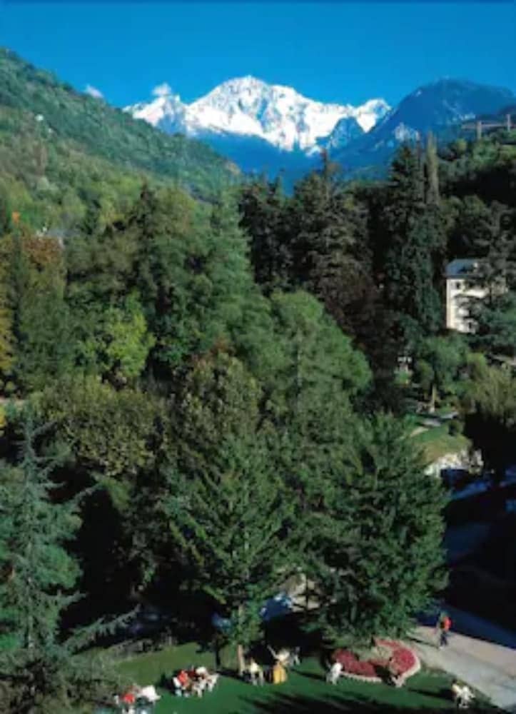 Golf Hotel Brides les Bains Golf Hotel Brides les Bains