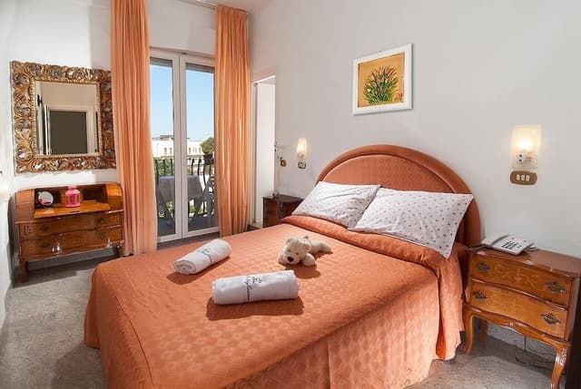 Double or Twin Room, Partial Sea View