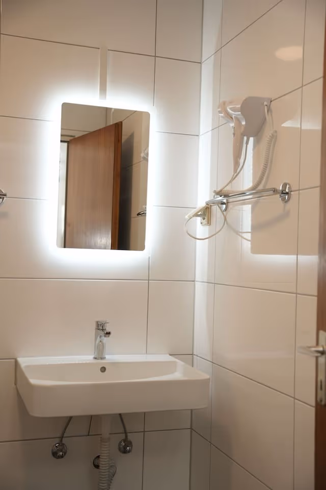 Comfort Double Room, Non Smoking, Private Bathroom