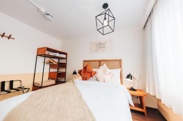 Habitación Doble Pequeña con baño compartido
