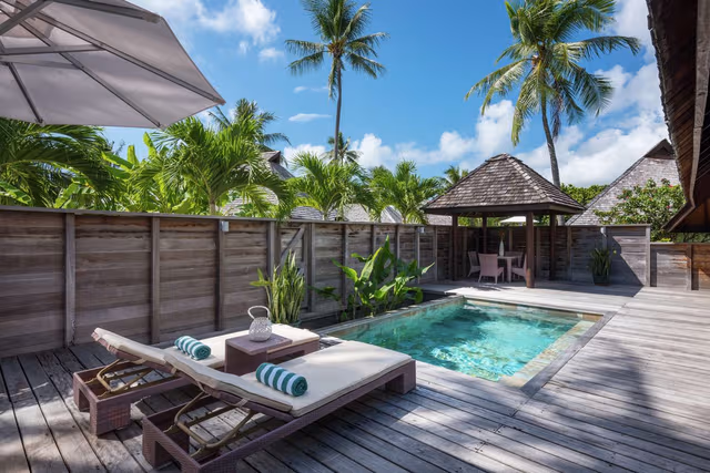 KING GARDEN SUITE WITH PRIVATE POOL