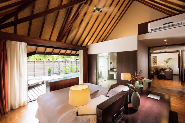 KING GARDEN SUITE WITH PRIVATE POOL