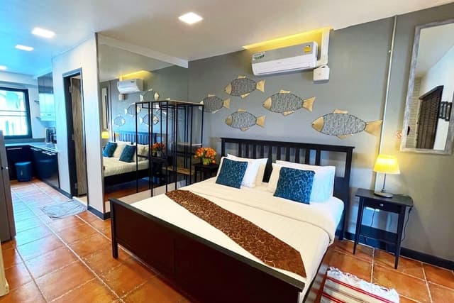 2 Bedroom Seaview Suite with Kitchen