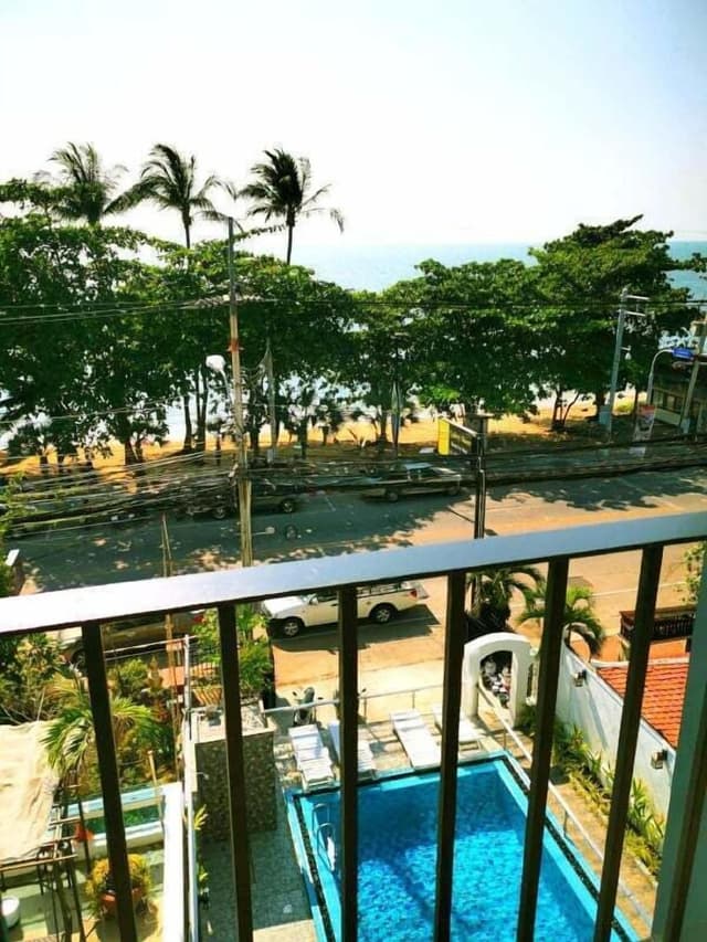 2 Bedroom Seaview Suite