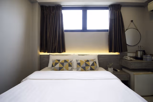 Superior Room, 1 Queen Bed