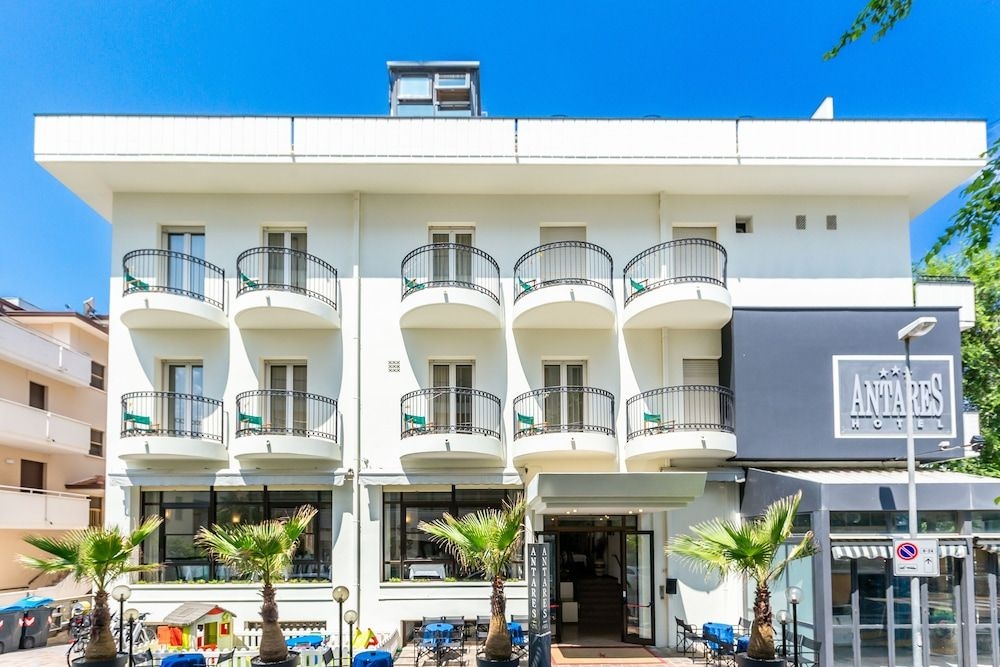 Hotel Antares2