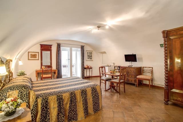Deluxe Suite, 1 Bedroom, City View