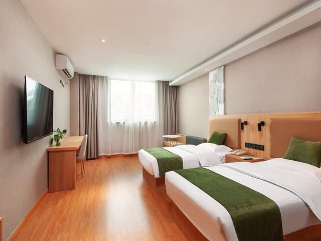 Twin Deluxe Room