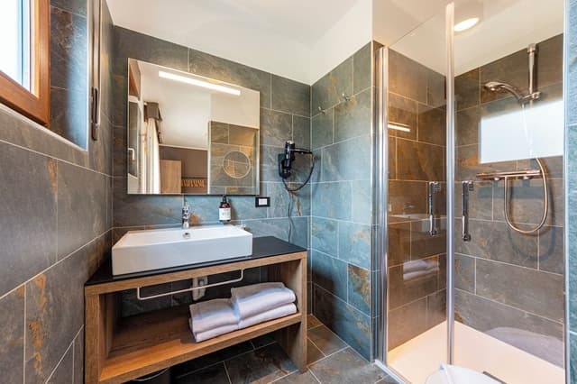 Deluxe Double or Twin Room, Balcony