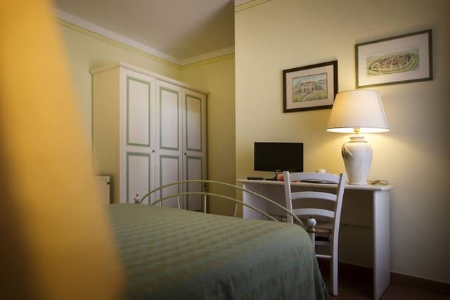 Classic Double Room