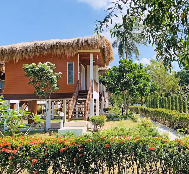 Bungalow with Fan