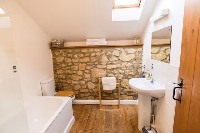 Luxury Cottage, 3 Bedrooms (The Old Mill)