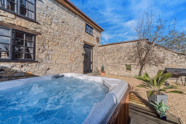 Luxury Cottage, 2 Bedrooms (The Granary)