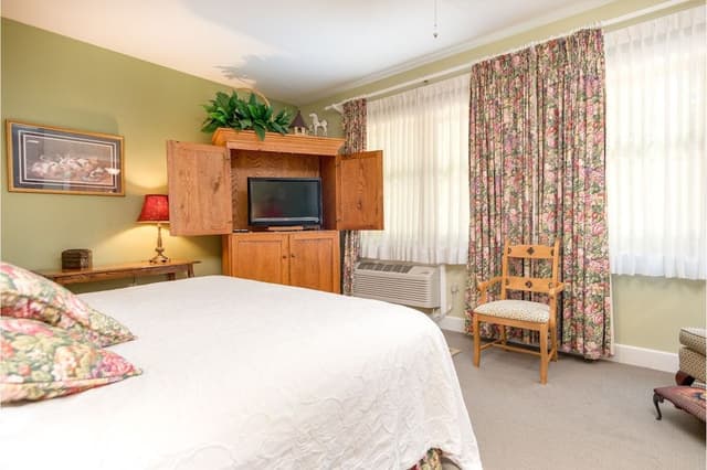 Woodward House Room