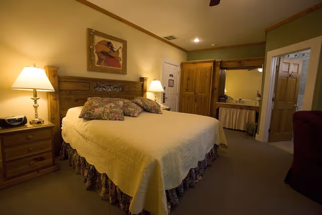 Woodward House Room