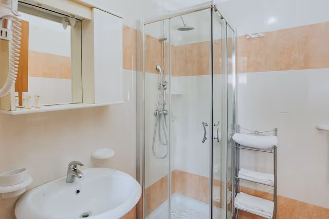 Deluxe Triple Room, Garden View