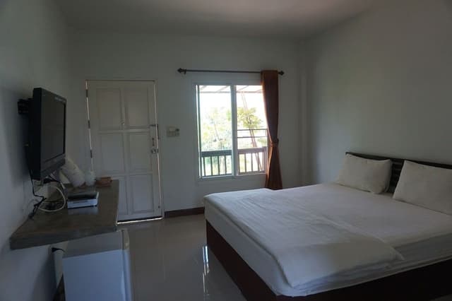 Standard King Bed
