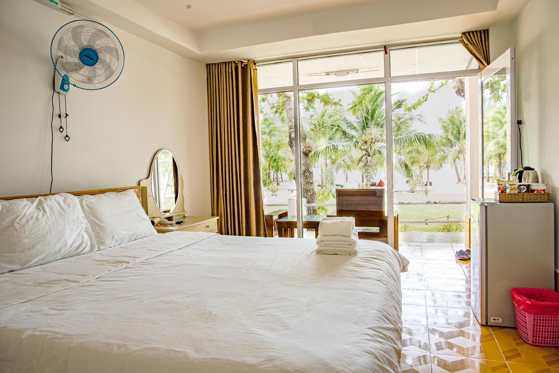 THIÊN TÂN HOTEL THIÊN TÂN HOTEL