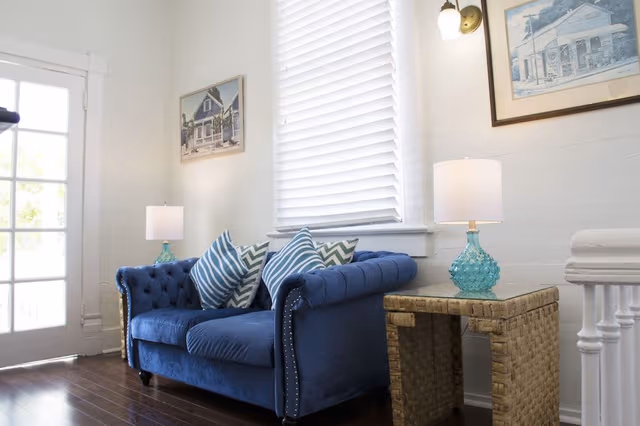 Duval Duplex 2 bedrooms 25 ft Balcony (Adults Only)