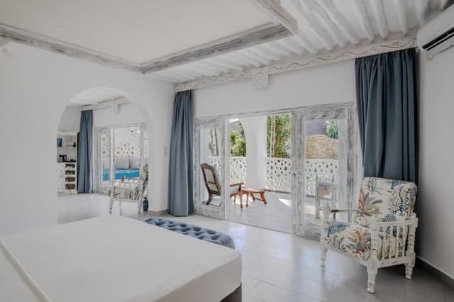 Large Double Room