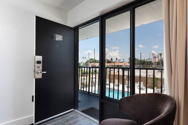 Deluxe Double Room, 2 Double Beds, Pool View