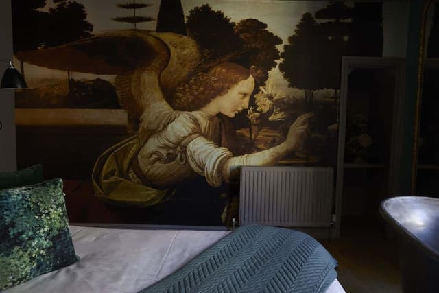 Comfort Room (Small)