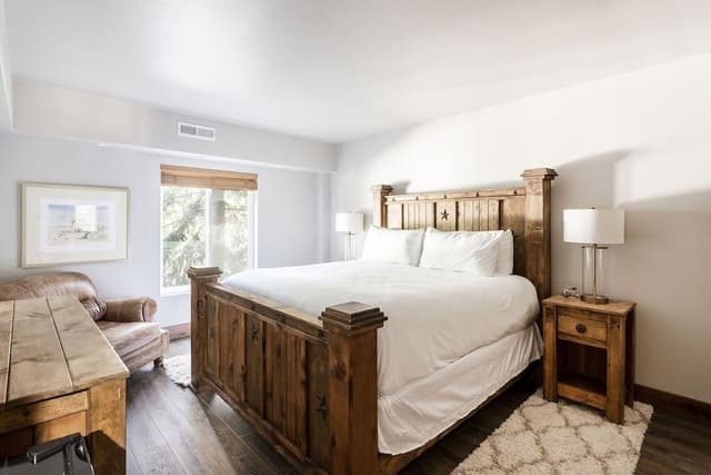 Condo, 5 Bedrooms