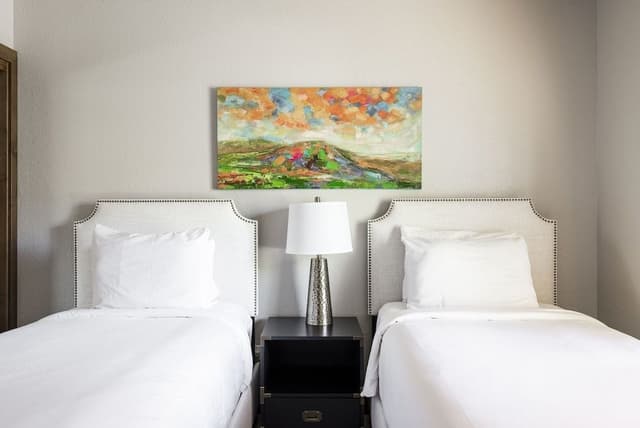 Condo, 3 Bedrooms