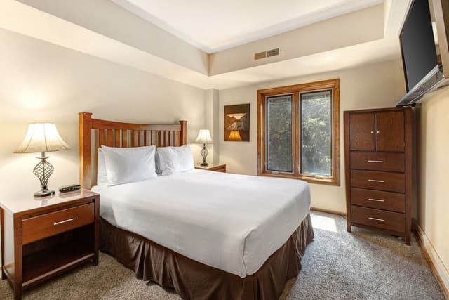 Condo, 1 Bedroom