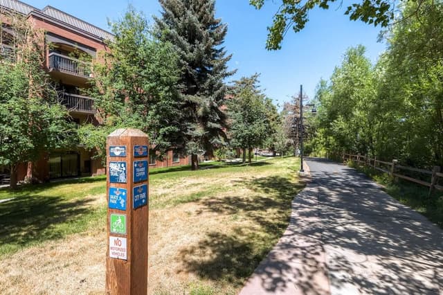 Condo, 1 Bedroom