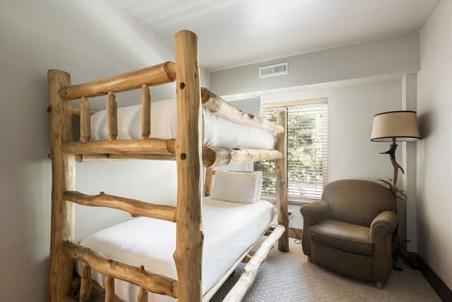 Condo, 5 Bedrooms