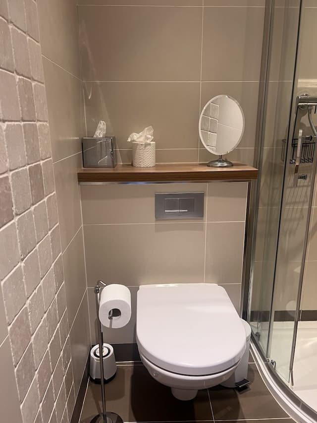 Standard Double or Twin Room, Ensuite
