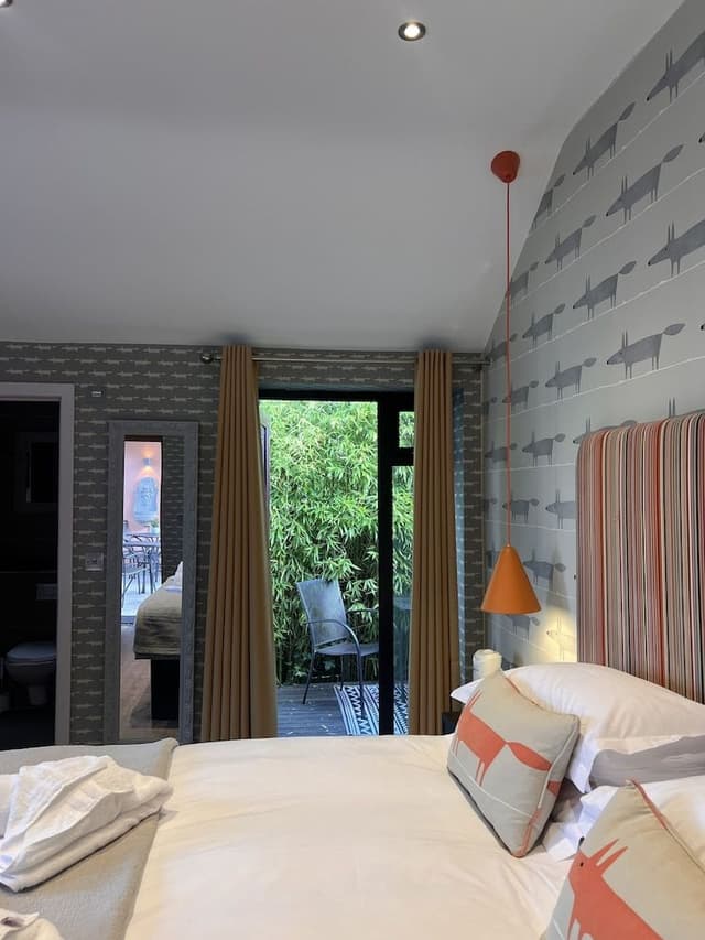 Suite, Ensuite