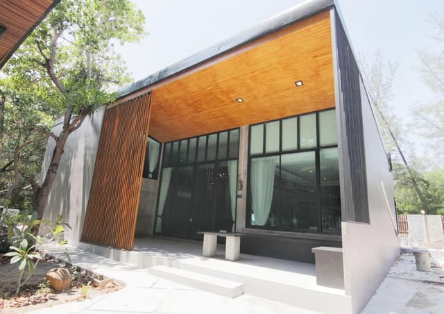 3 Bedrooms Villa