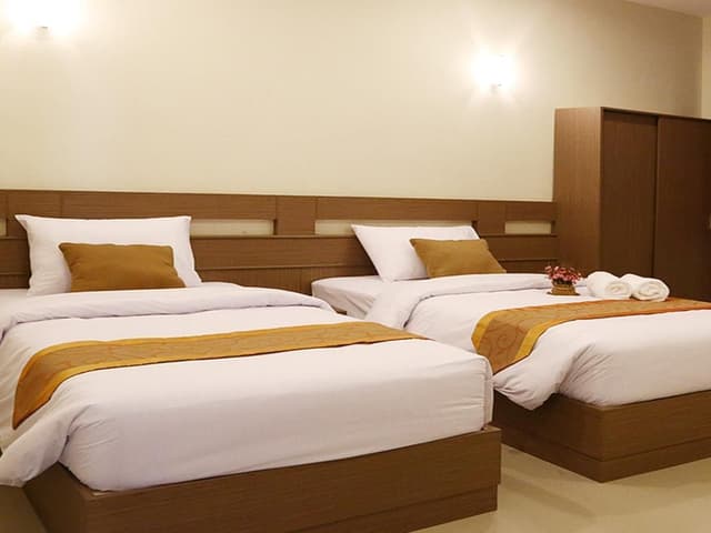 Standard Twin Bed