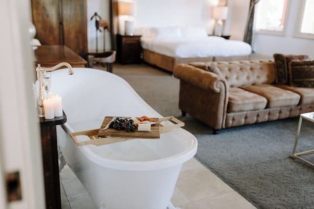 The Empress Suite