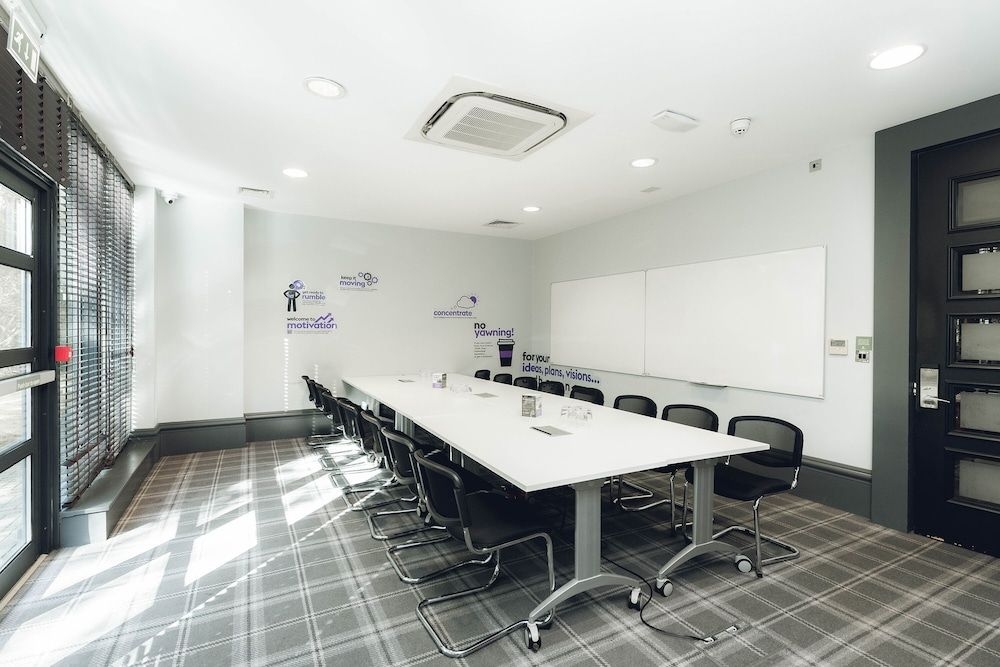 Village Prem Manchester Ashton - Hotel & Leisure C0