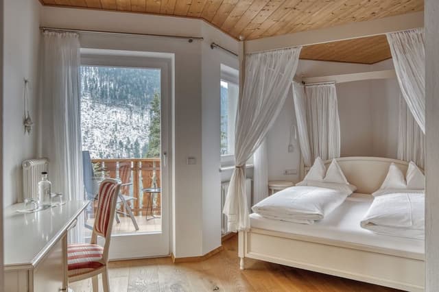 Standard Room, Mountain View