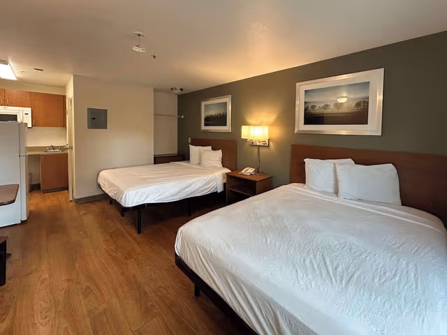 Standard Room, 2 Queen Beds, Non Smoking, Kitchen