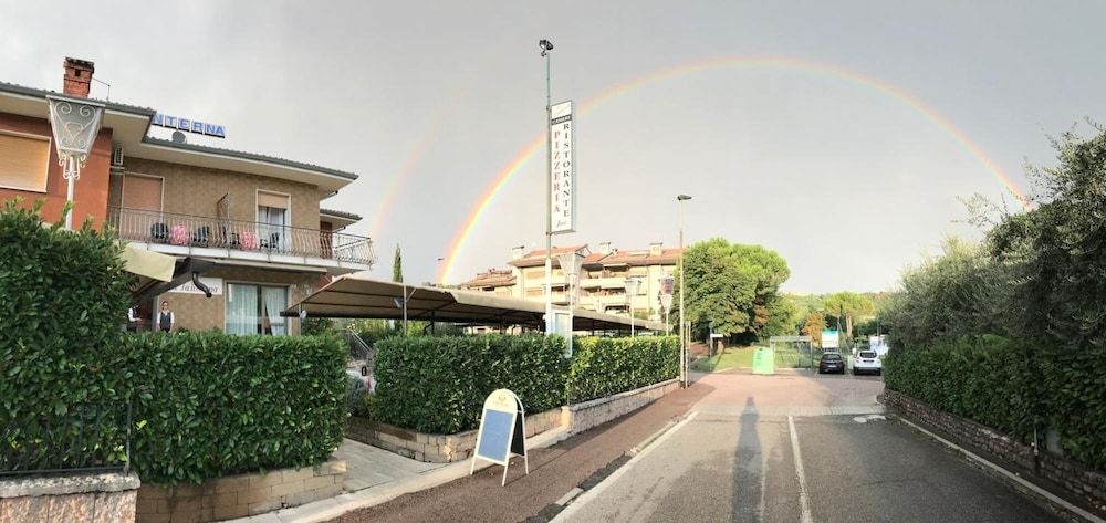 La Lanterna2