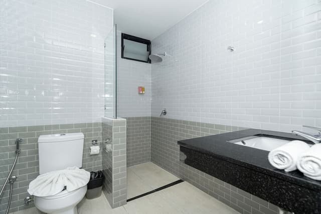 1 Bedroom, Pool Access