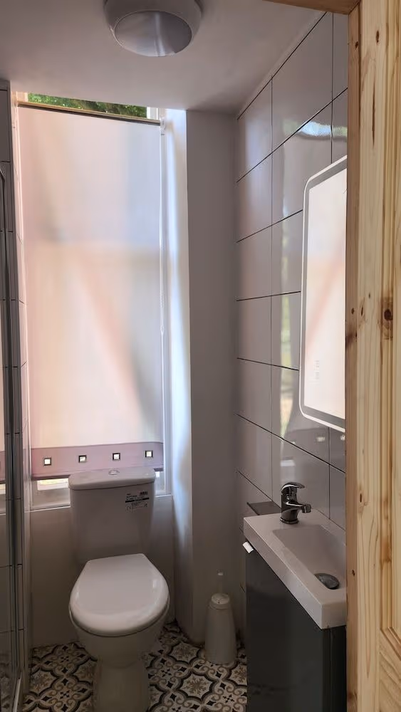 One Bedroom Apartment (3 Guest)