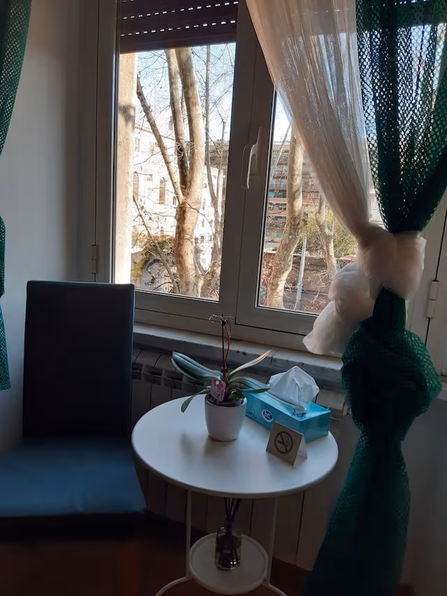 Triple Room (Green)
