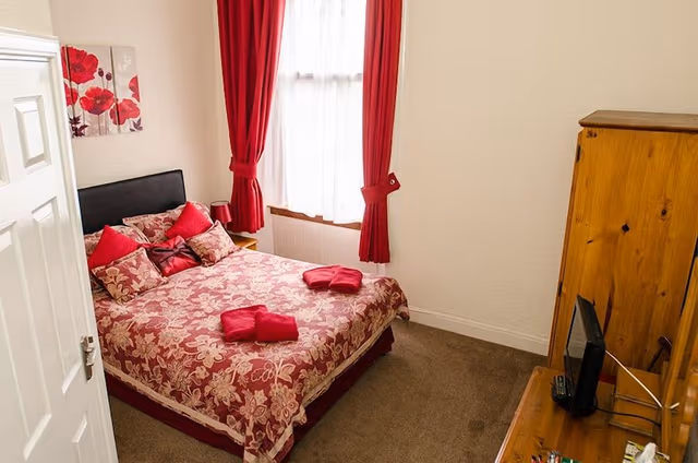 Double Room, Ensuite (Room 3)