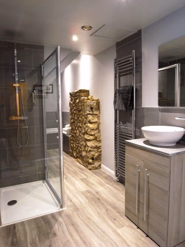 Honeymoon Room